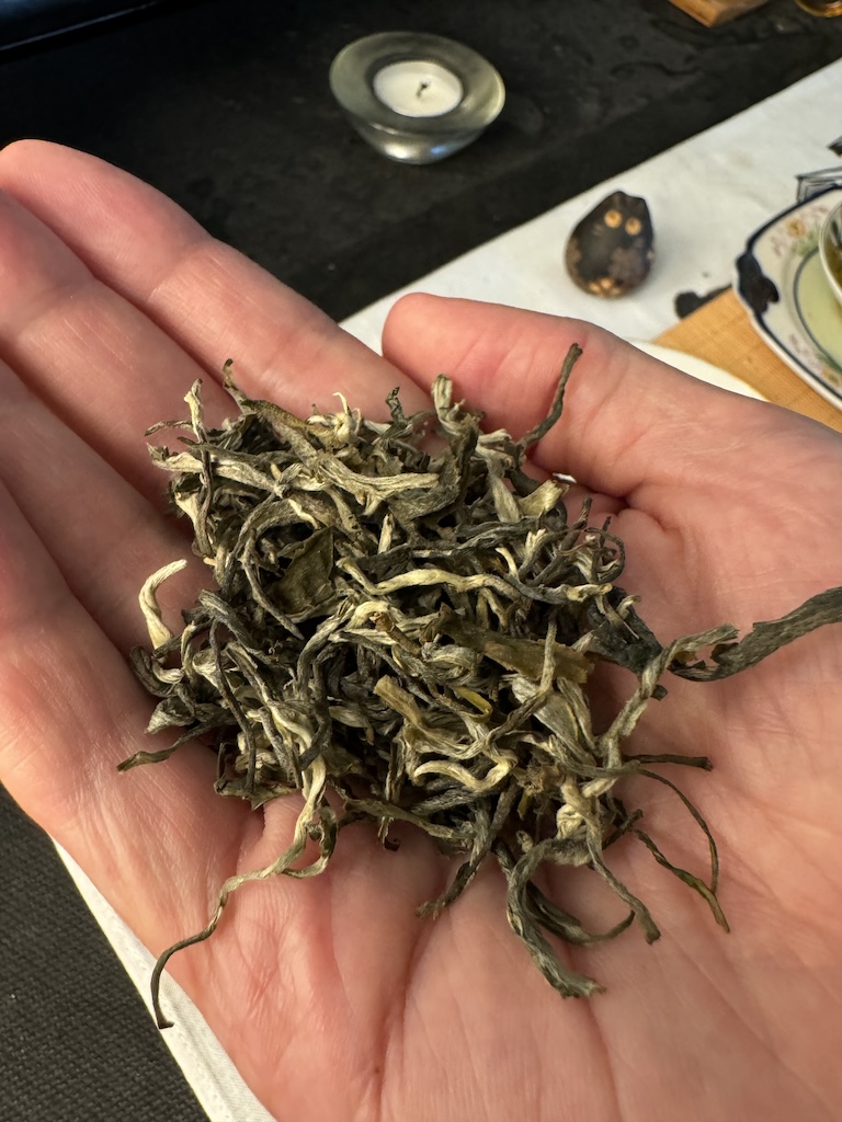 Yunnan green tea